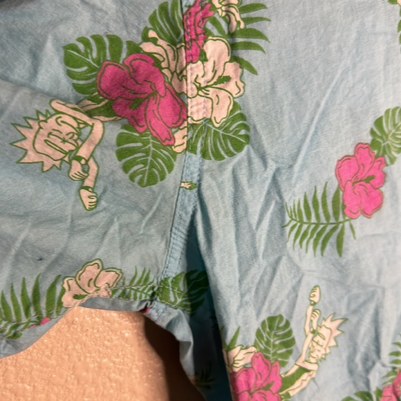 Rick and Morty Men’s Shirt Size M - Picture 4 of 5